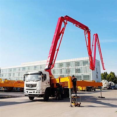 Помпа за бетонна стрела